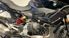 BMW F900 XR